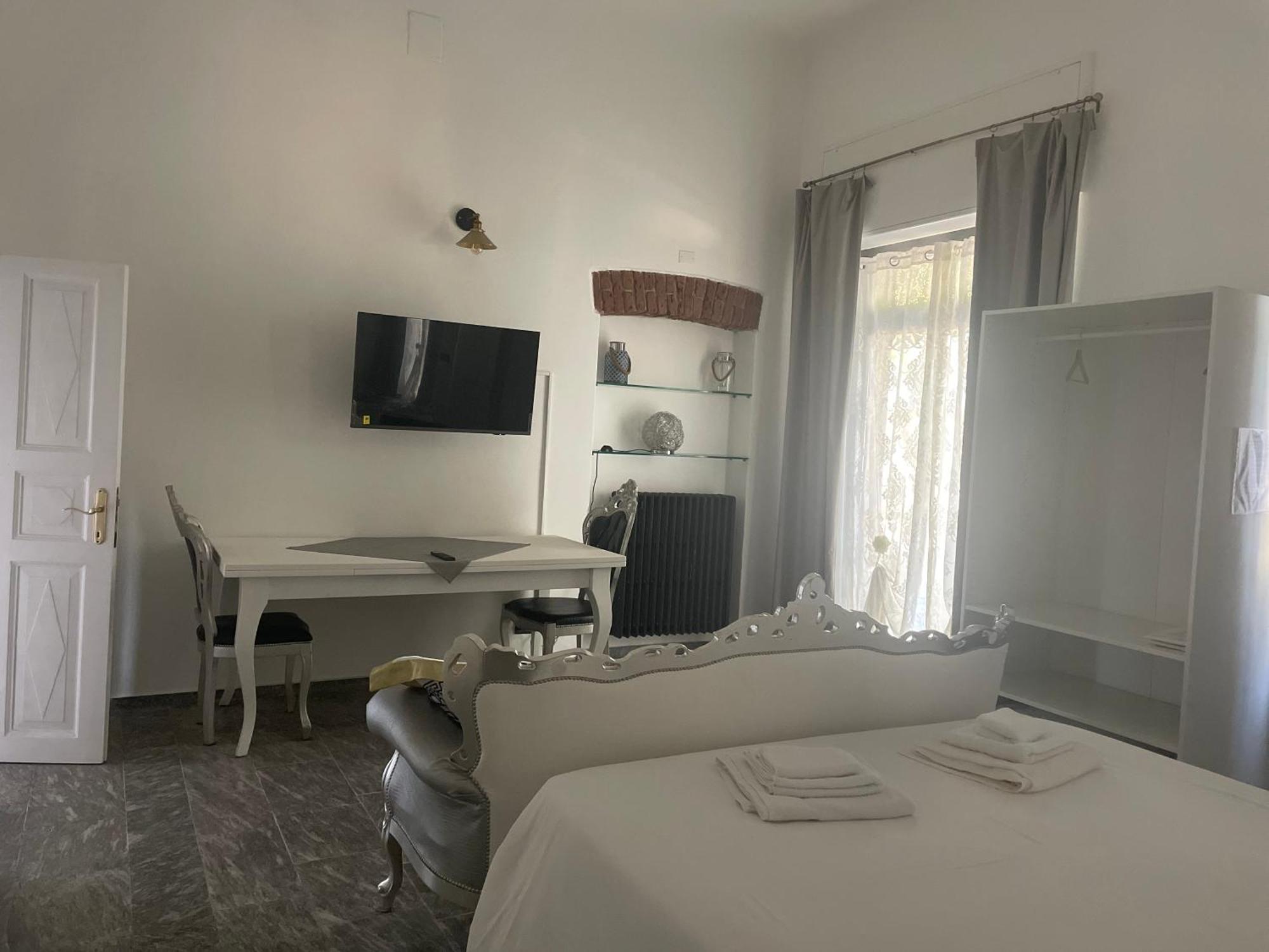 Villa Simona Malpensa 加拉瑞特 外观 照片